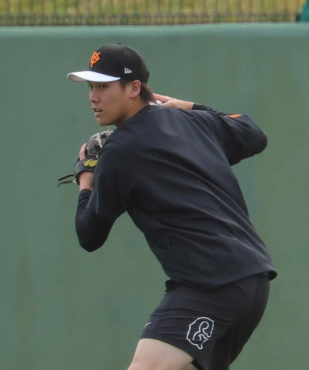 【画像・写真】巨人・杉内投手チーフコーチ　育成3年目の京本がキャンプMVP「光っているように見えた」