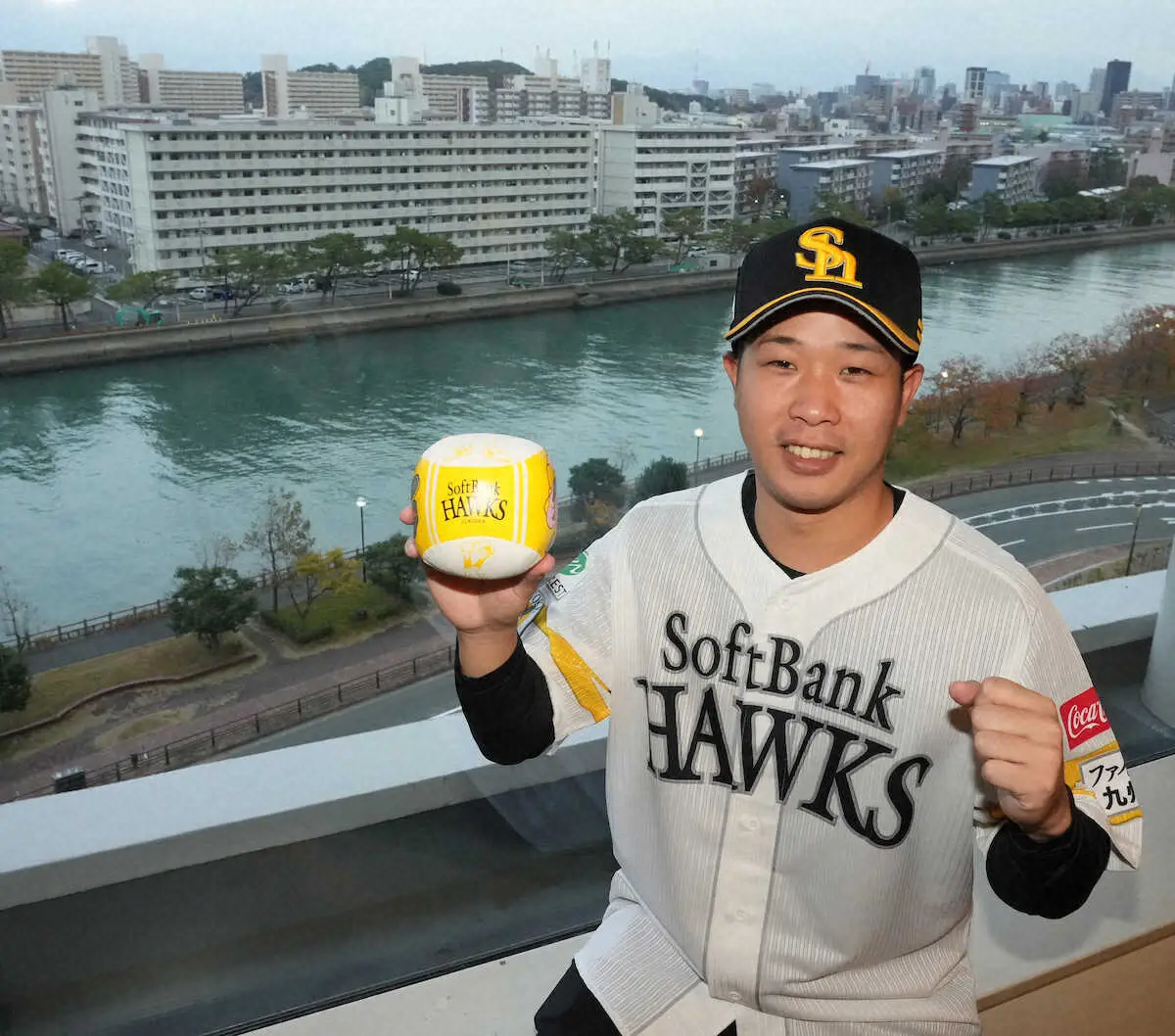 【画像・写真】【キャンプ隠しマイク】「誰や！　今日、誕生日じゃないぞ」ソフトバンク・鍬原に愛のイジり