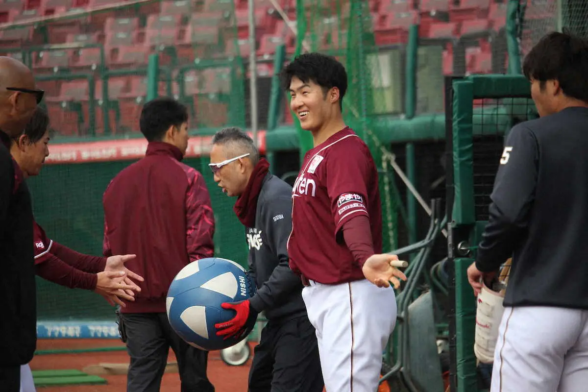 【画像・写真】楽天・太田　岡山県倉敷市での凱旋試合に自費で100人招待「勝つところを見せてあげたい」