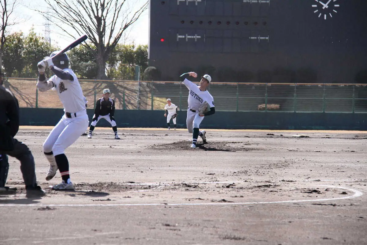 【画像・写真】選抜出場の報徳学園　150キロ右腕の今朝丸が3回無失点「ゾーンで勝負することができた」