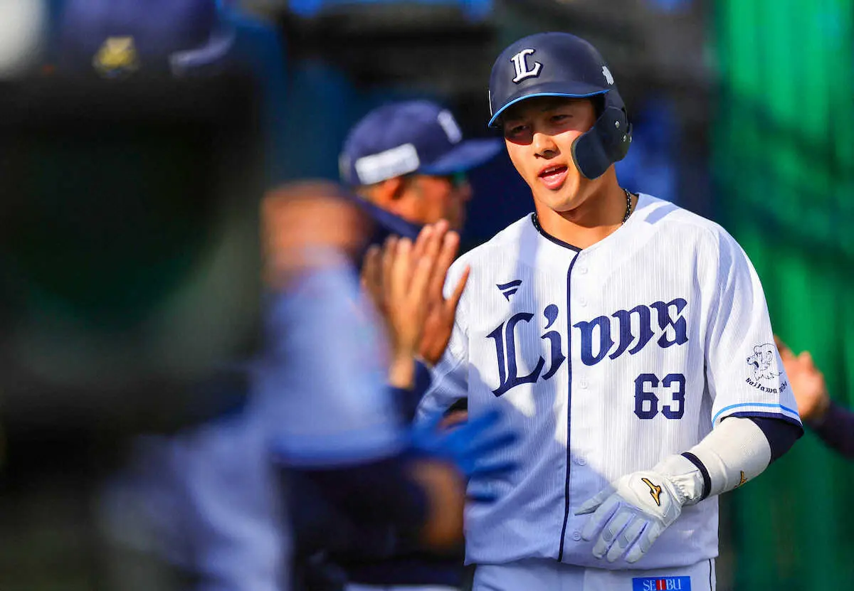 【画像・写真】西武・長谷川が決勝打！対外試合初安打にホッ「何としても一本出したかった。明日につながる」