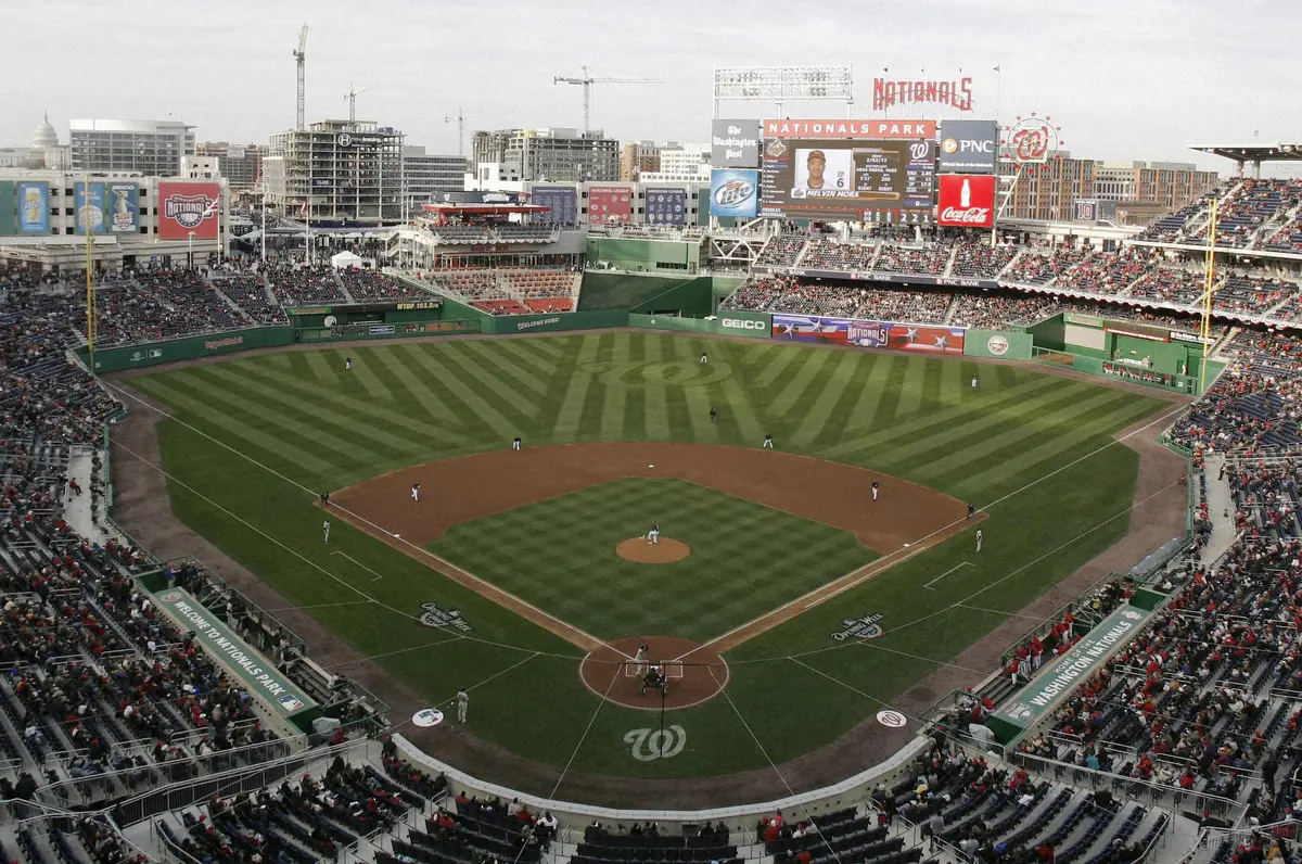 【画像・写真】ナショナルズ　フェンスを乗り越え頭から落下のライルが退院　骨折や脳震とうはなし　指揮官「幸運だった」