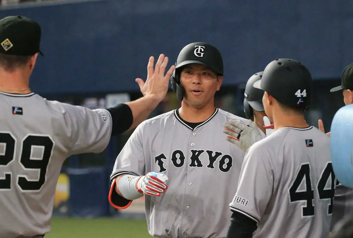 【画像・写真】巨人・大城卓がオープン戦チーム1号