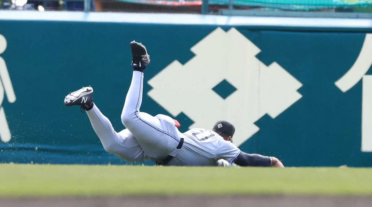 【画像・写真】【オープン戦隠しマイク】巨人・阿部監督　オコエにのダイビングキャッチ「あれ、最高でーす、だよね」