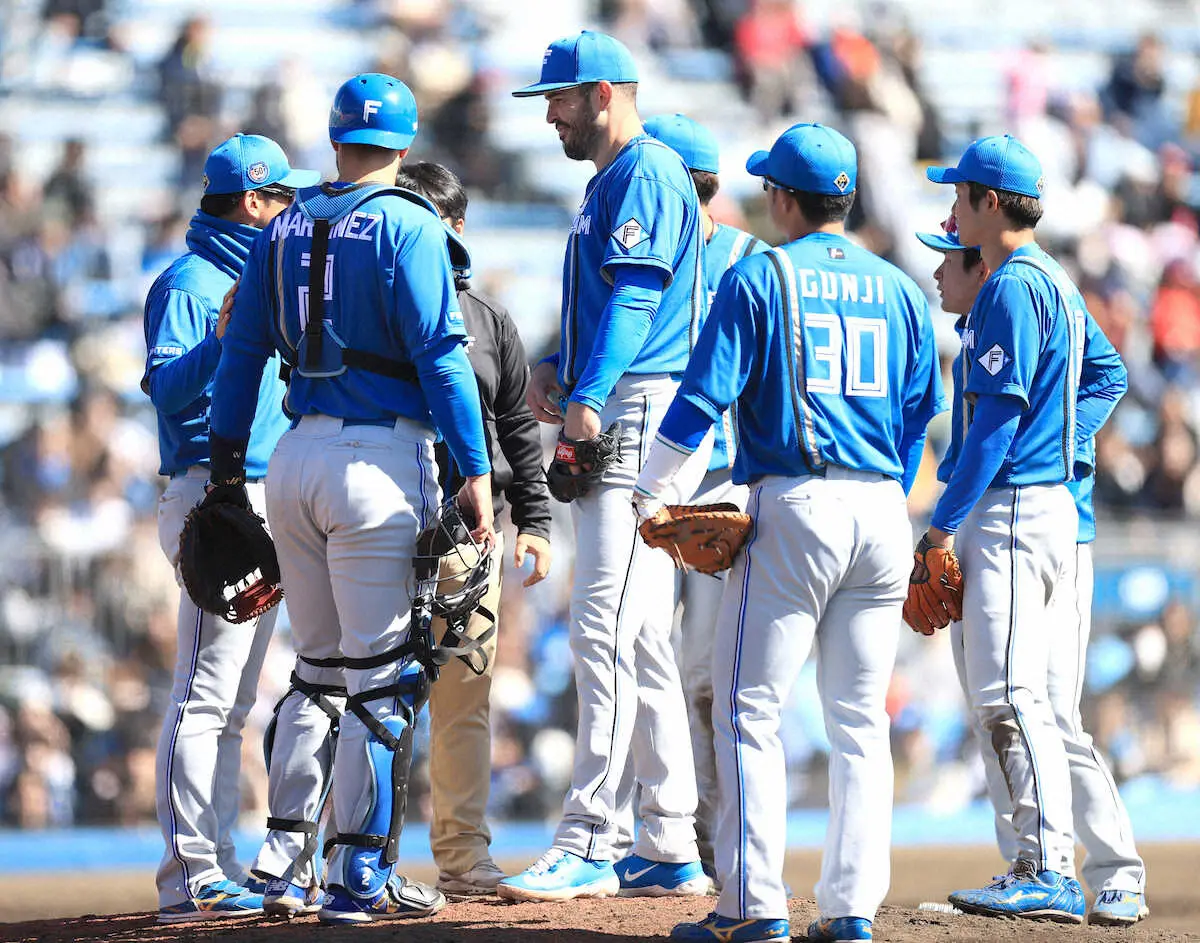【画像・写真】日本ハム　OP戦8戦目で初黒星　バーヘイゲン3回5失点炎上も建山投手コーチ期待変わらず