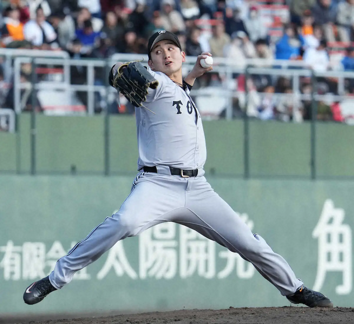 【画像・写真】巨人・横川　好救援でアピール　2軍扱いながら今後も1軍に同行へ　被弾の直江は2軍で再調整