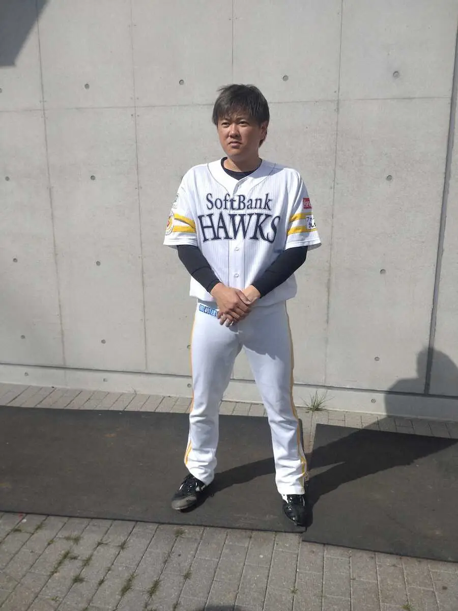 【画像・写真】【オープン戦隠しマイク】ソフトバンク・津森　髪色を金髪から「グレーにしたらすぐに1軍に戻れました」