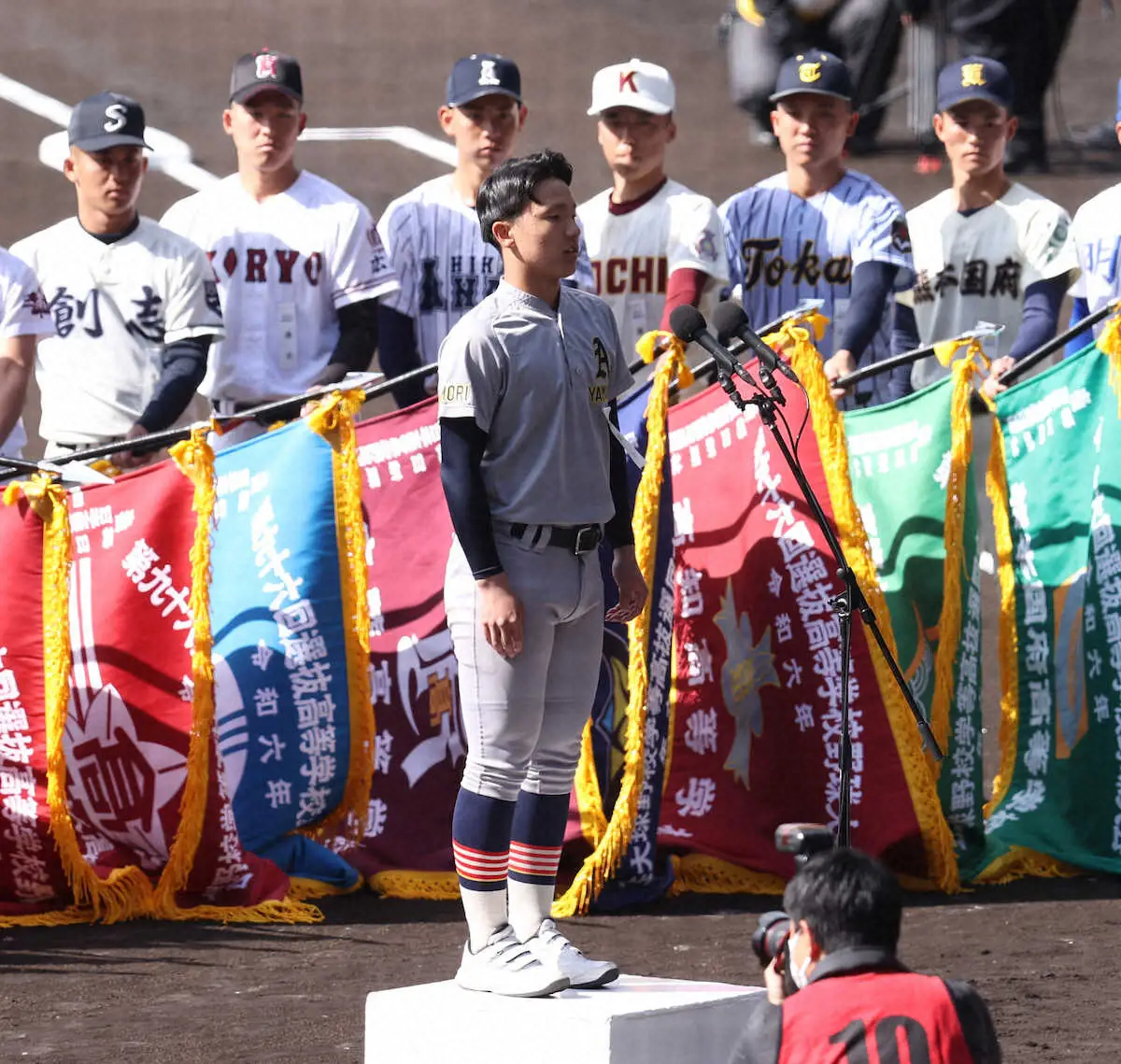 【画像・写真】【センバツ】青森山田・橋場主将が選手宣誓「唯一無二」「次の100年に向けた新たな一歩」