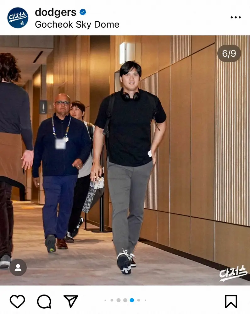 【画像・写真】ベッツは白ニット帽、フリーマンはボアジャケット　大谷は…ドジャース球団SNSが球場入りの私服姿を公開