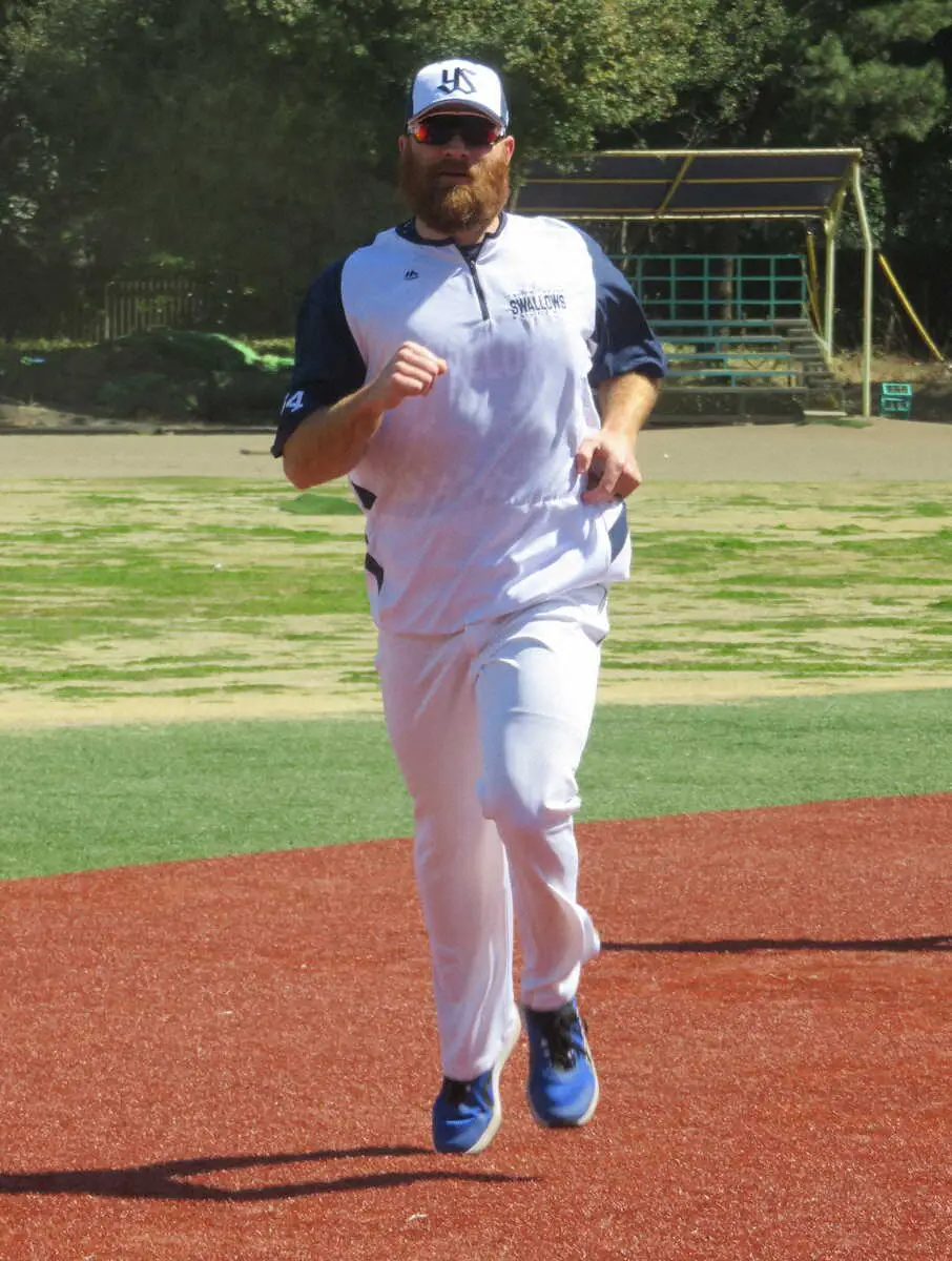 【画像・写真】【オープン戦隠しマイク】ヤクルト・サイスニード「寒くないの？」に「ダイジョウブ。チョット、アツイ」