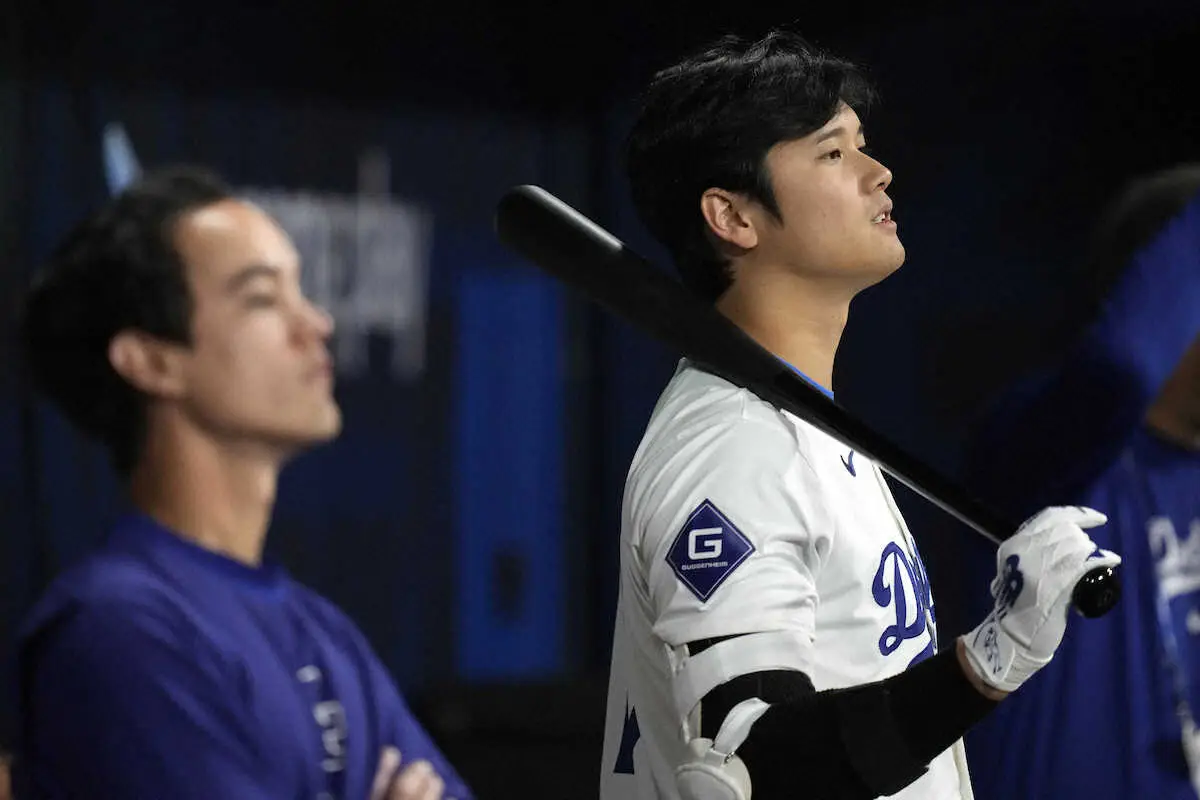 【画像・写真】ドジャース広報　電撃解雇の水原通訳“代役”は一時的な措置で「アイアトン氏が務める」マエケン元通訳