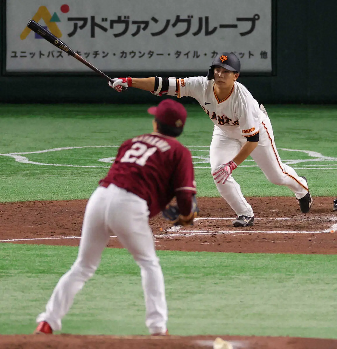 【画像・写真】巨人・佐々木＆門脇　開幕1、2番コンビだ　四球出塁→二塁打で一気生還！2人で反撃1点