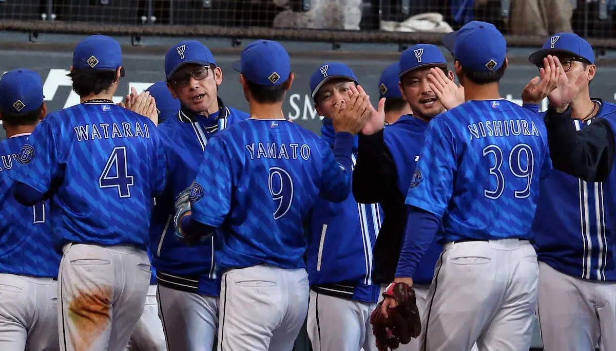 【画像・写真】DeNA三浦監督　エスコンフィールドに感動も「目の前の“ひちょり”がうるさくてしょうがない」とぽつり