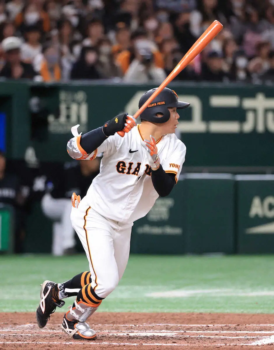 【画像・写真】巨人・佐々木俊輔　昨季セMVPの阪神・村上から「3割打ちたい」と挑戦状！　村上は「生意気な（笑）」