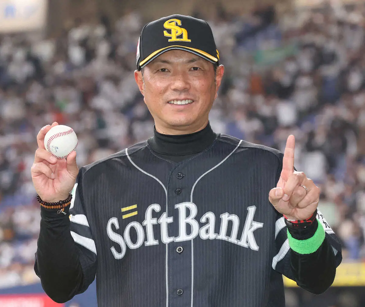 【画像・写真】ソフトバンク・小久保監督「生きてるって感じ」　緊張感のあった初陣1勝！「みんないい仕事をしてくれた」