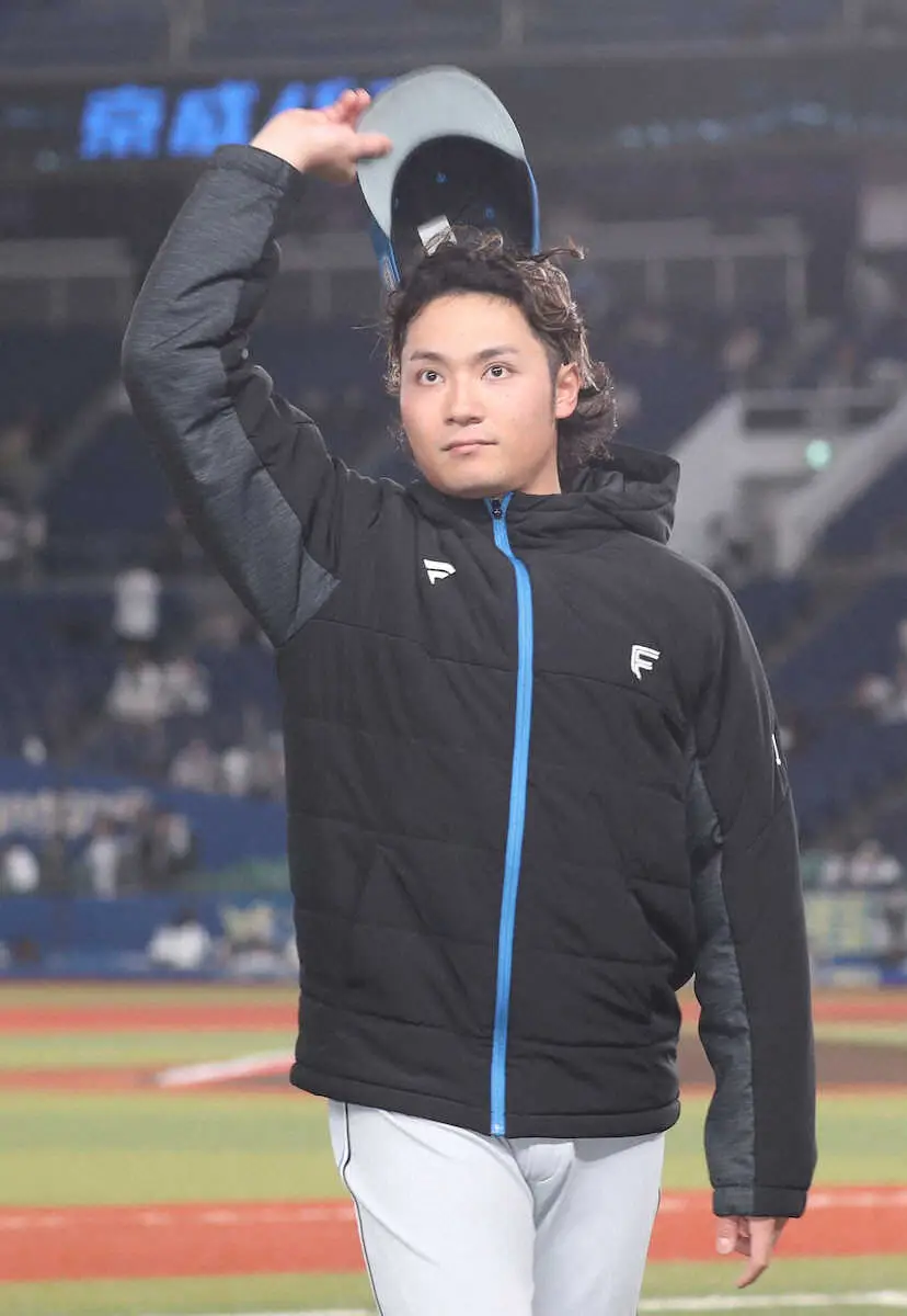 【画像・写真】日本ハム・伊藤「最高の船出」　6回無失点で開幕勝利投手も感謝しきり「剛さんが約束を果たしてくれた」