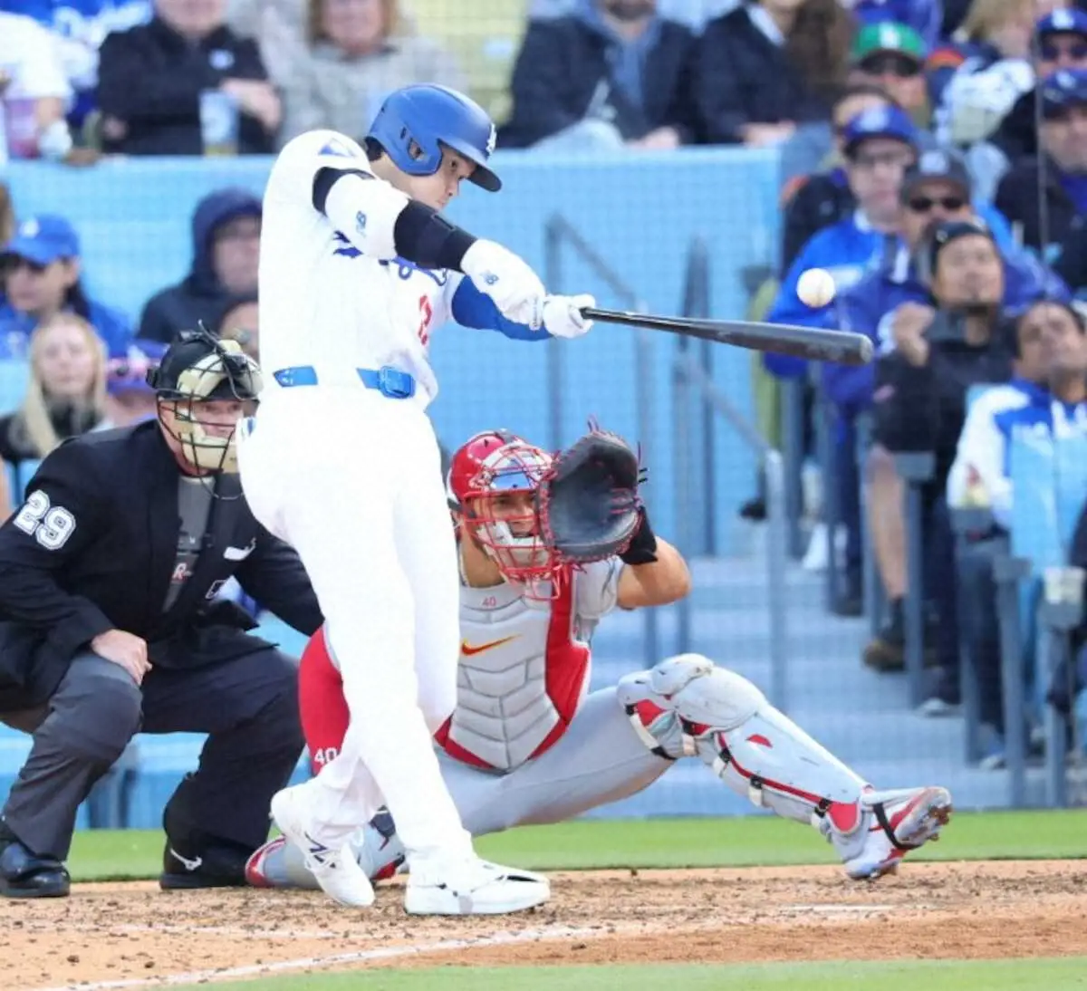 【画像・写真】大谷翔平　第3打席で“超速”二塁打　打球速度186・3キロは「球団最速」の安打