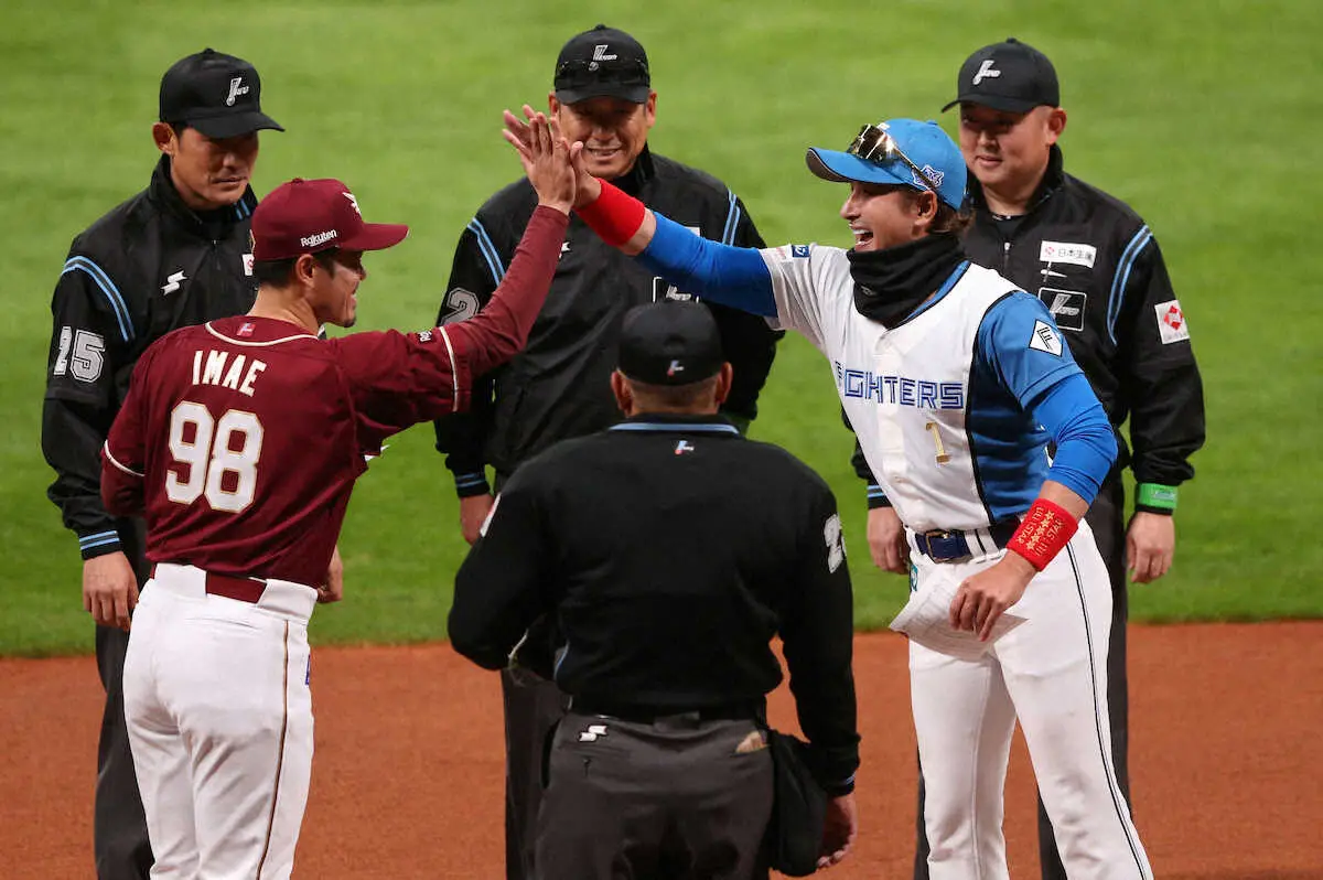 【画像・写真】東京五輪スケボー銀・開心那　見事ノーバン投球「100点です」　エスコンF本拠地開幕で始球式