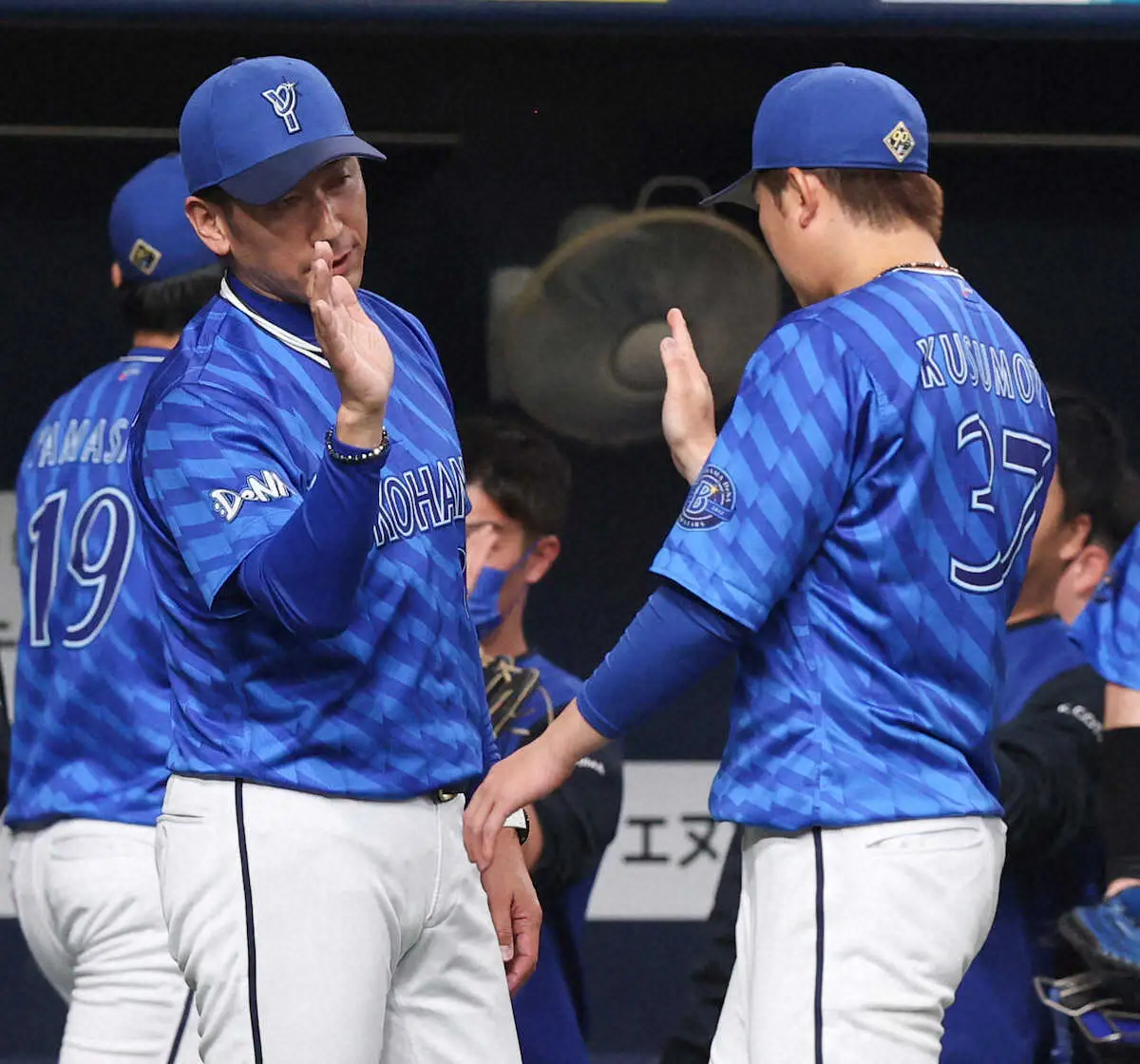 【画像・写真】DeNA、代打・楠本が「根性で食らいついた」逆転適時打　阪神を下し2カード連続の勝ち越しに成功