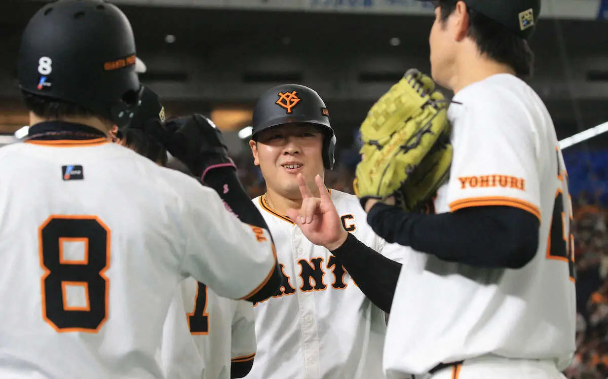 【画像・写真】巨人快勝！高橋礼つかんだ1086日ぶり白星！　坂本、岡本和が打点そろい踏み　中川は3者連続三振奪う