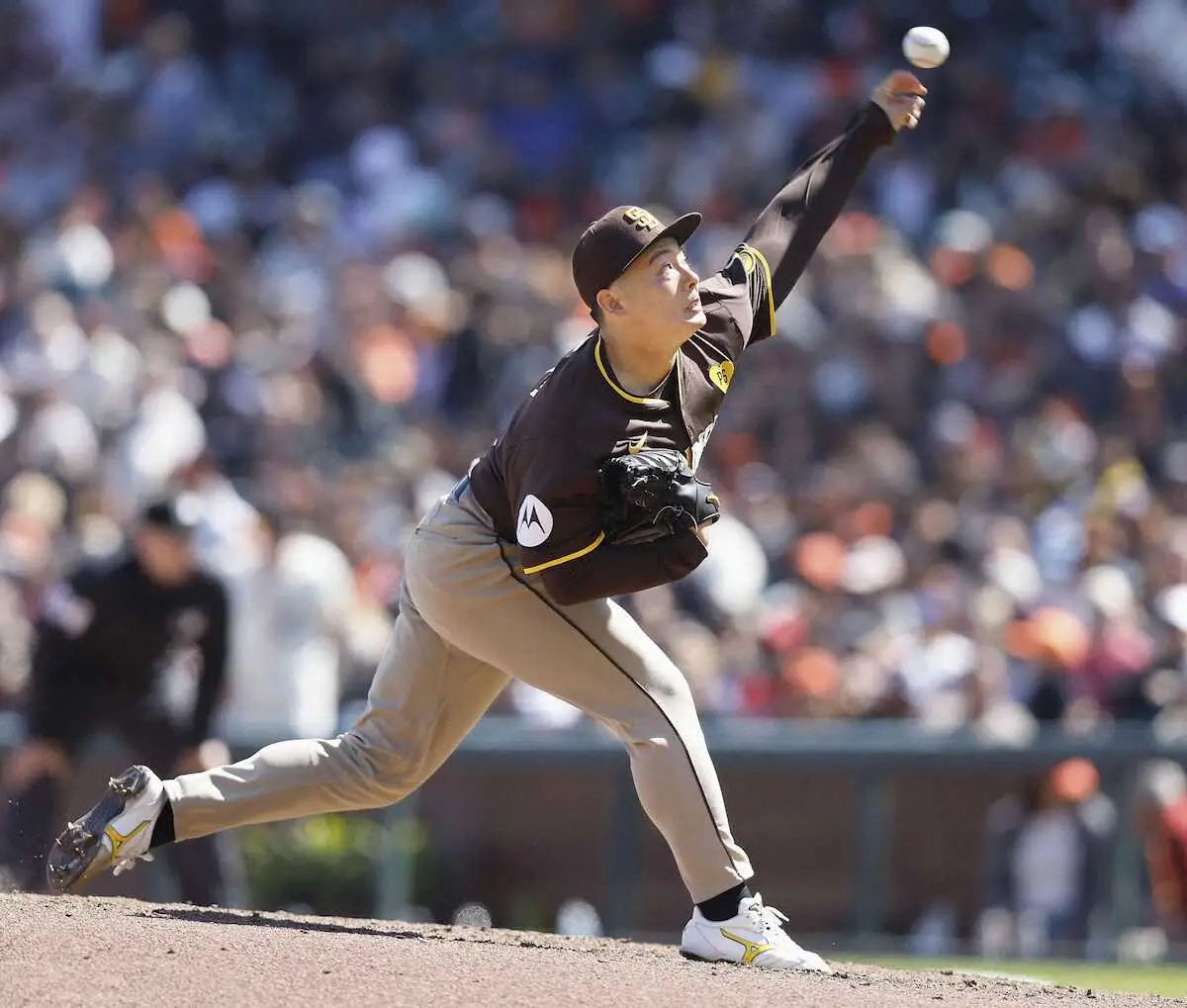 【画像・写真】パドレス・松井　打者4人をわずか7球で料理　2ホールド目をマーク