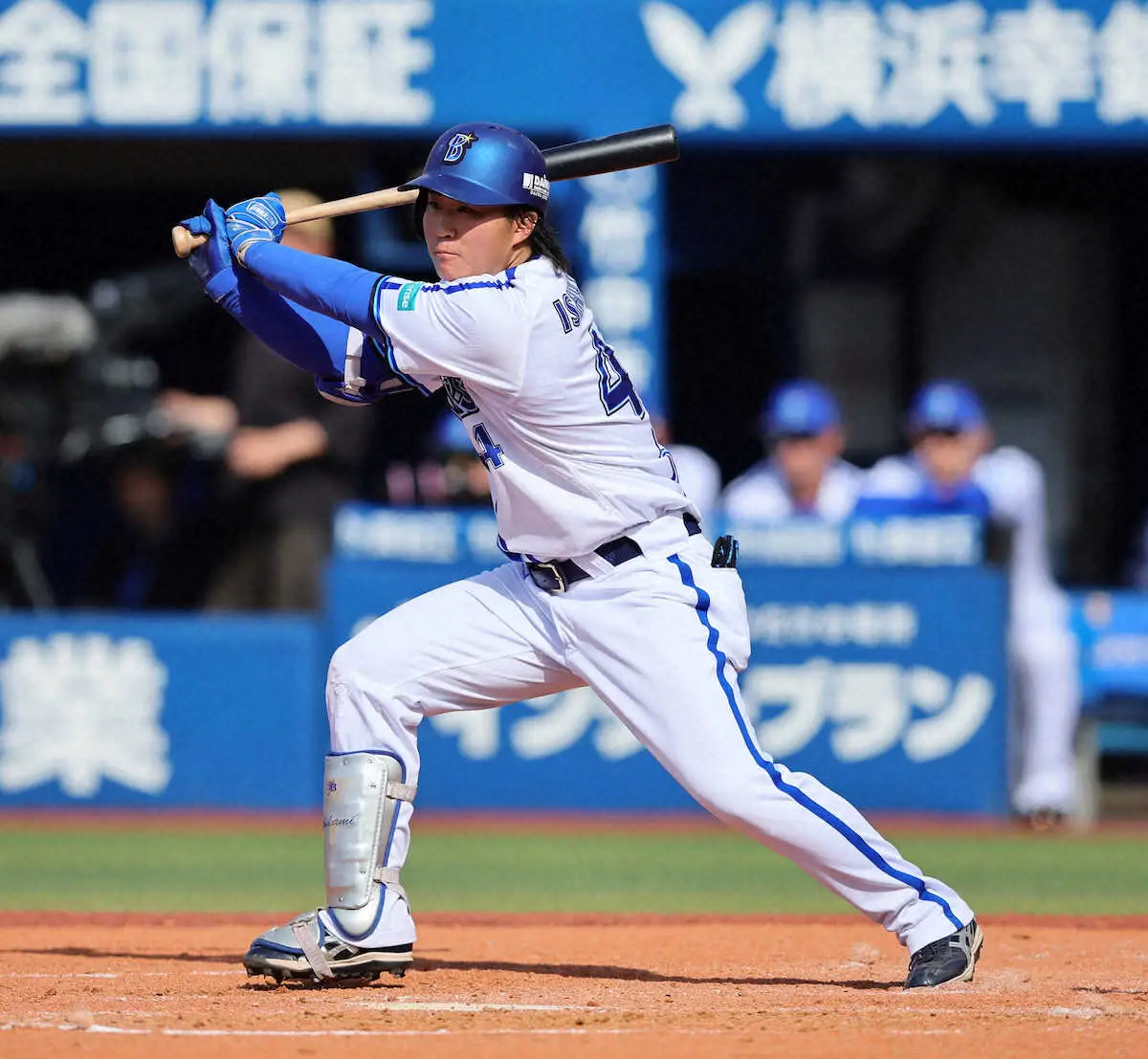 【画像・写真】DeNA　スタメンの新人3人そろって安打！ドラ6井上のプロ初安打に続いてドラ4石上が5回に二塁打