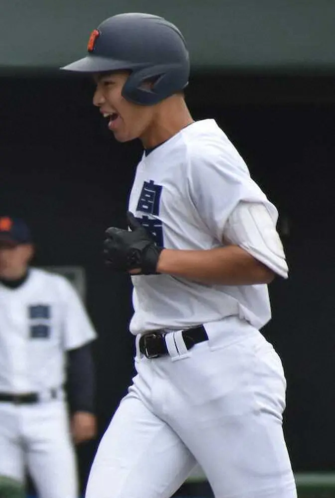 【画像・写真】宮崎商がセンバツ出場・東海大福岡を圧倒！16点の猛攻でコールド勝ち　4番・上山が2打点で勝利に貢献