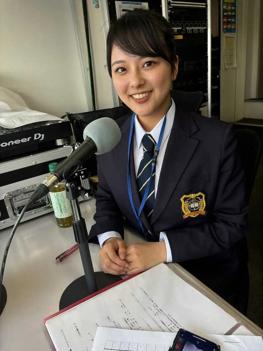 【画像・写真】ロッテ・小野コーチ長女の立大・馨子マネジャー　場内アナウンスデビュー「本当に幸せ」