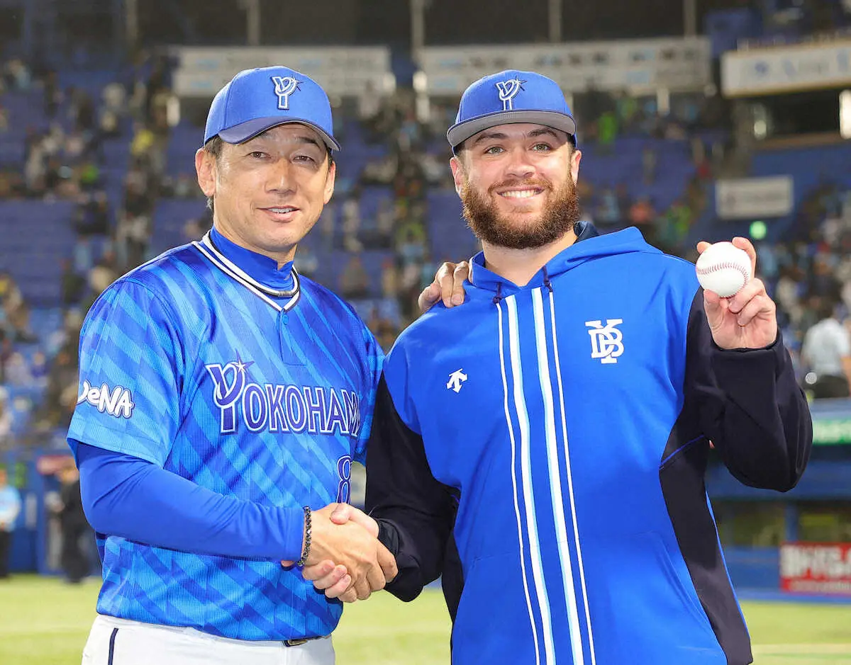 【画像・写真】DeNA・ケイ　5回3失点で来日初勝利「凄くうれしい。連敗を止められて良かった」