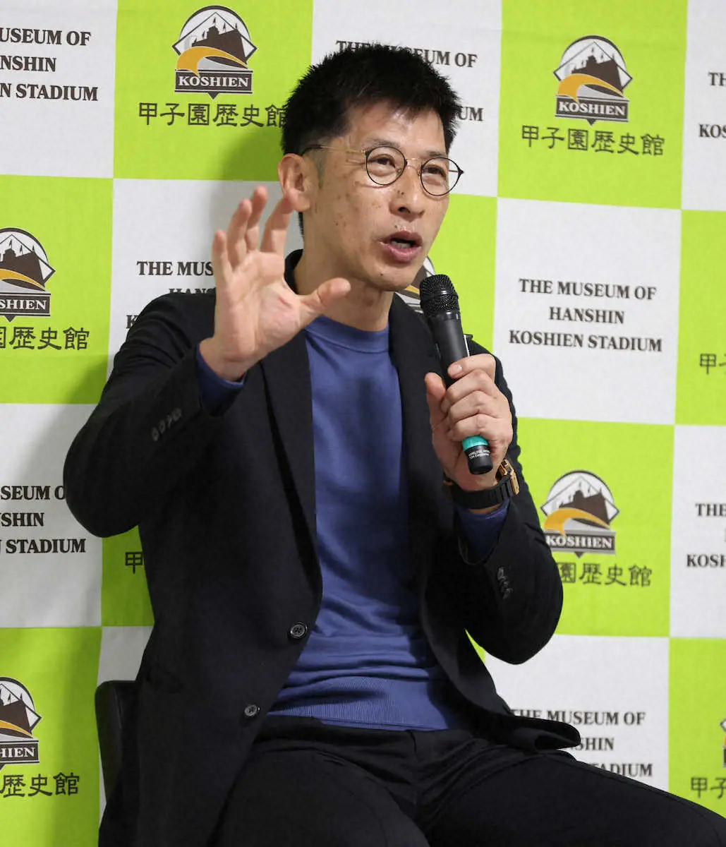 【画像・写真】阪神前監督・矢野燿大氏がトークショー　佐藤輝に期待も現状では「6番くらいを打つのが本当につよい阪神」