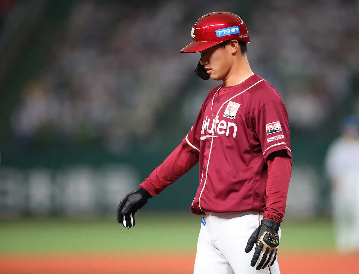 【画像・写真】楽天　辰己がアウトカウントを勘違いしてタッチアップせず　追加点を逃し「全部僕が悪い…申し訳ない」