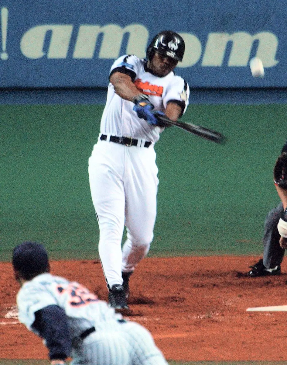 【画像・写真】ライバル投手が明かした元近鉄タフィ・ローズの特徴的なヘルメットのかぶり方には秘密がある…