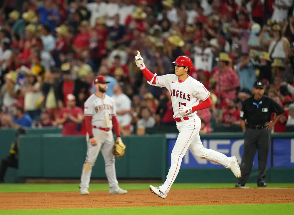 【画像・写真】大谷翔平が第1打席で中前打　昨季“自己最長弾”放った左腕から3試合ぶりアーチなるか！？