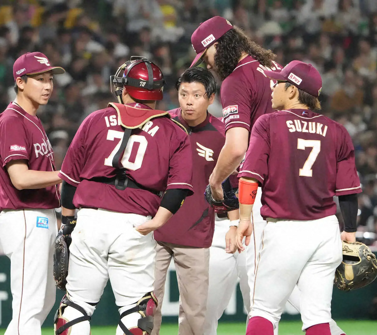 【画像・写真】楽天、ソフトバンクに大敗　打線は二塁踏めず今季4度目の零封負け　5回8失点の先発ポンセ「申し訳ない」