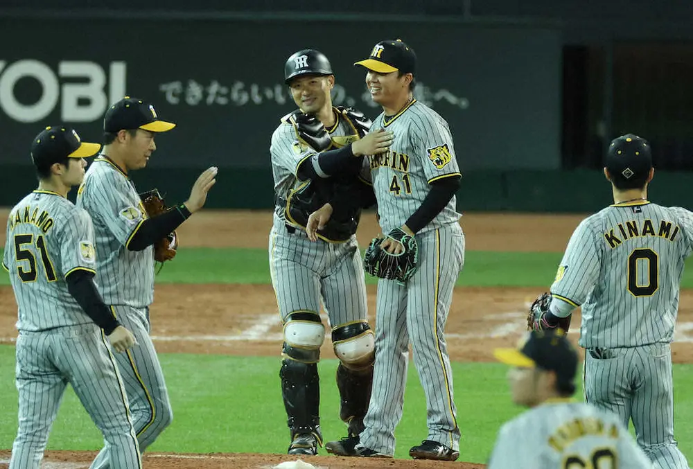 【画像・写真】阪神・坂本　今季初から一気に7年ぶりの1試合3打点！　岡田監督も絶賛「大事なところで三振せえへん」