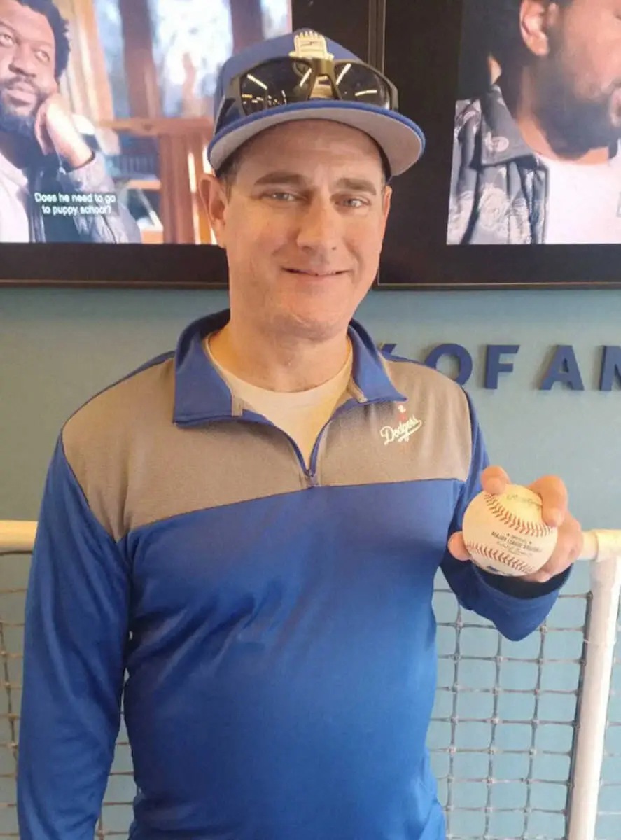 【画像・写真】ドジャース・大谷の10号記念球　18歳がゲットも…血染めのボール争奪戦