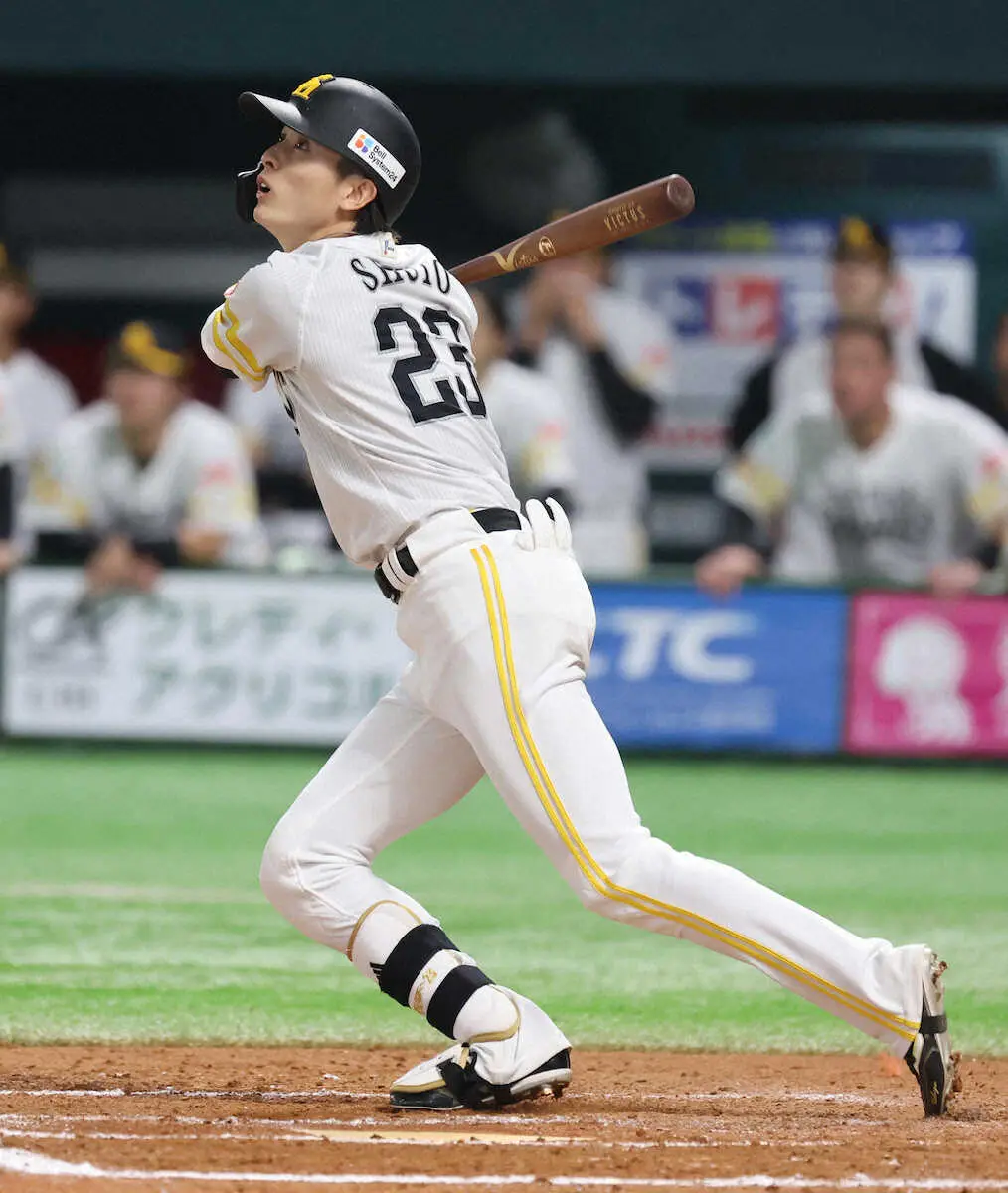 【画像・写真】ソフトバンク周東「最高です！」「ピッチャー陣が頑張ってる中で何とか勝ちたかった」延長12回V犠飛