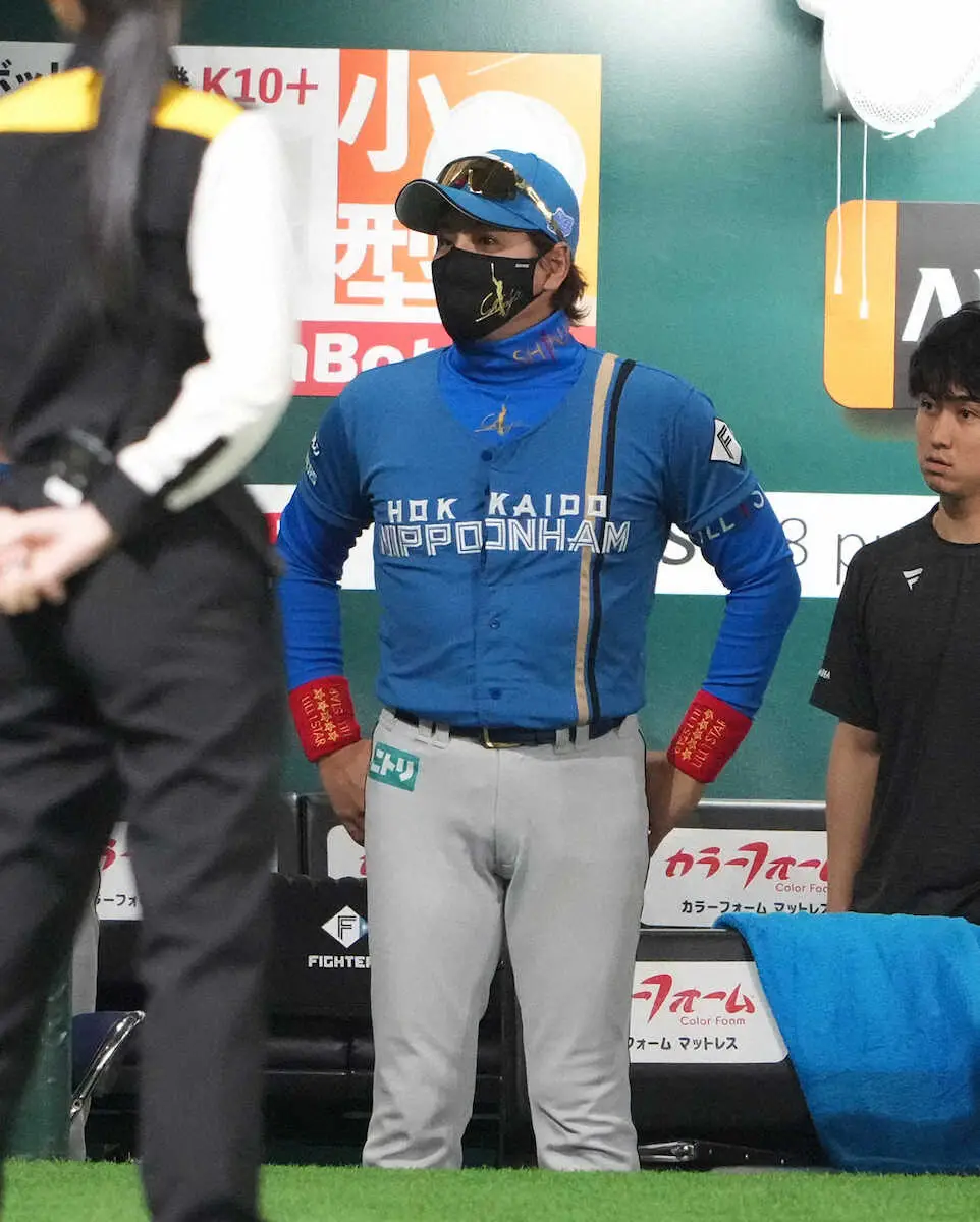 【画像・写真】日本ハム・新庄監督「誰のせいでもないです。いい戦いでした」矢沢も気遣う「いい経験…打った方がうまい」
