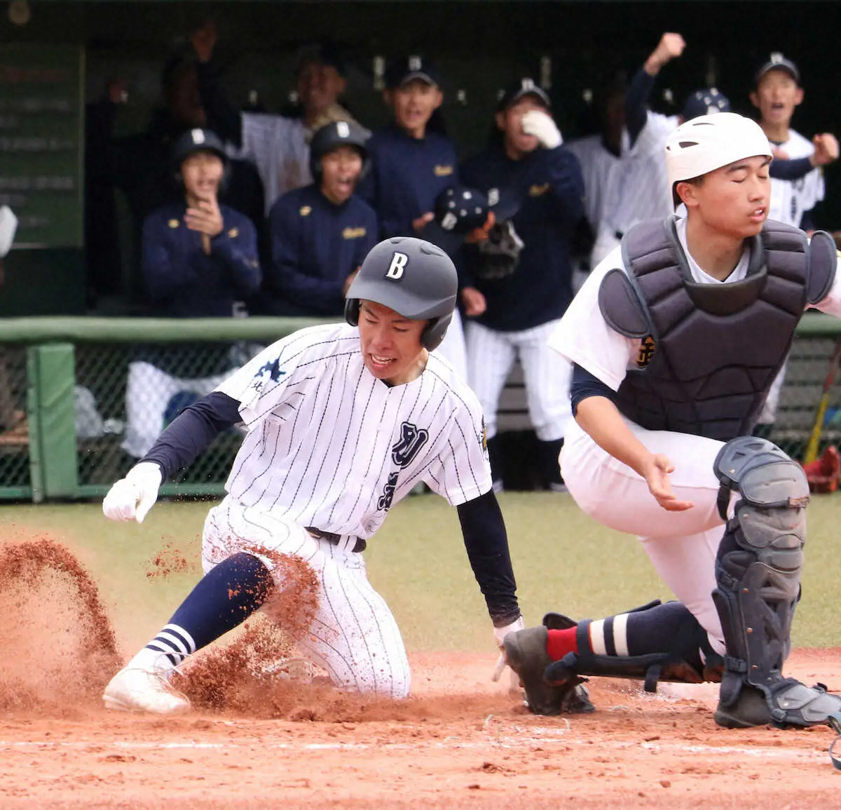 【画像・写真】今春センバツ出場の別海が初戦突破　釧路湖陵との打ち合い制す