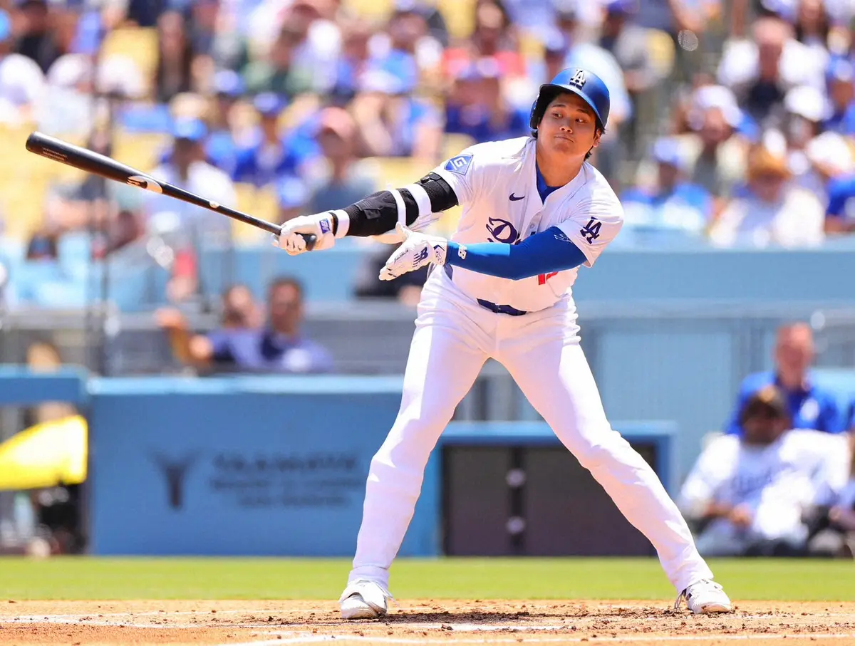 【画像・写真】3回、第2打席で空振り三振に倒れた大谷