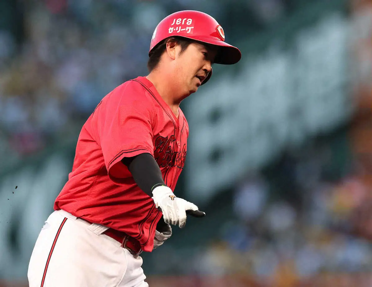 【画像・写真】広島の3年目コンビ躍動　中村健「がむしゃら」先制弾　末包は昇格即5番でマルチ安打