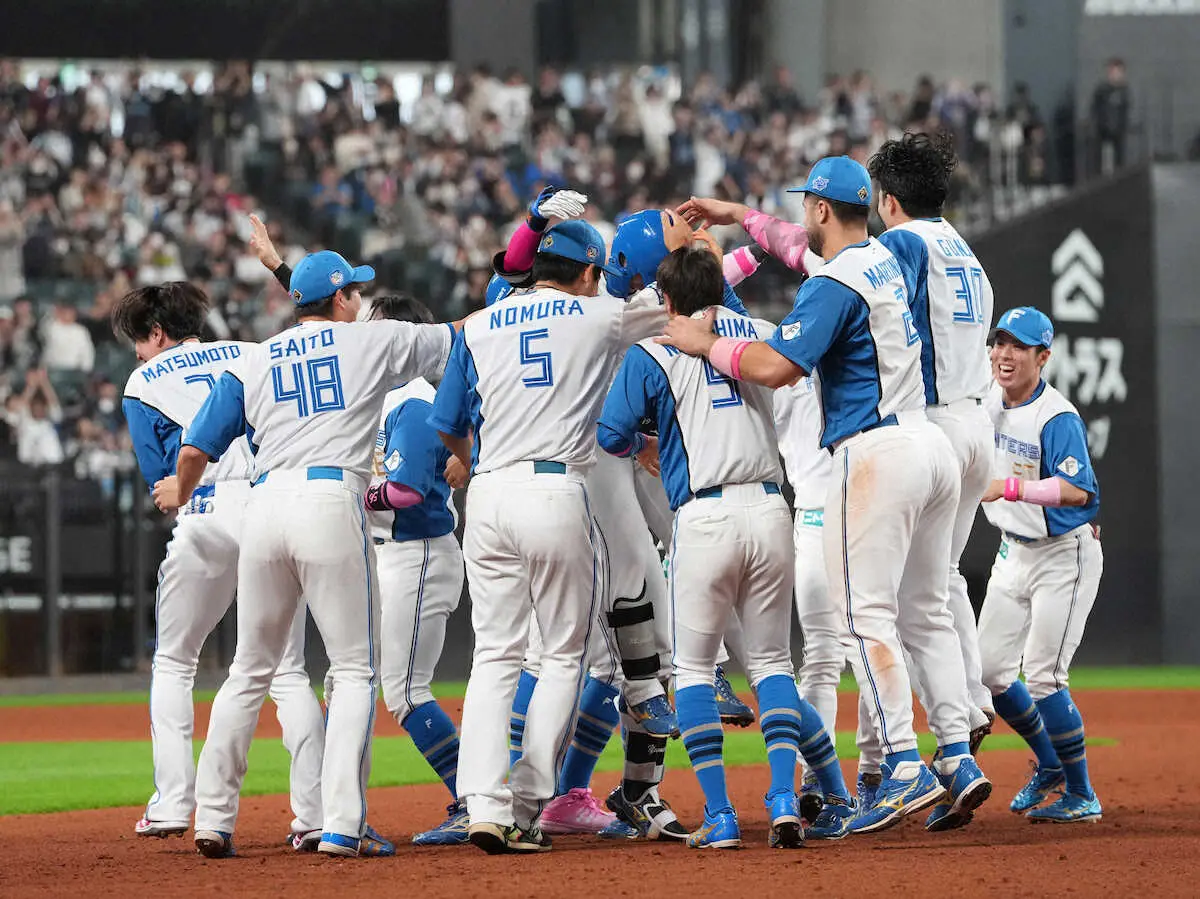 【画像・写真】ザ・新庄劇場！サヨナラ勝利でロッテ戦「7」連勝！9回に3点奪う