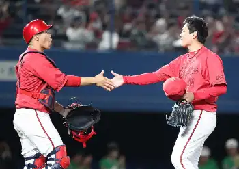 広島・栗林　史上2人目の新人から4年連続2桁セーブ　「9回の場所を守れているのがうれしい」