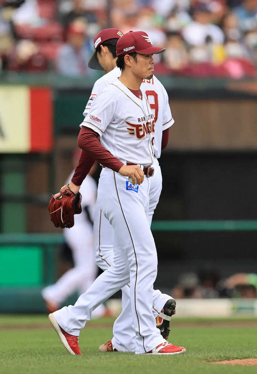 【画像・写真】楽天　12安打も3得点…今江監督「ここで一本、というところで…」　先発・荘司5失点で3敗目