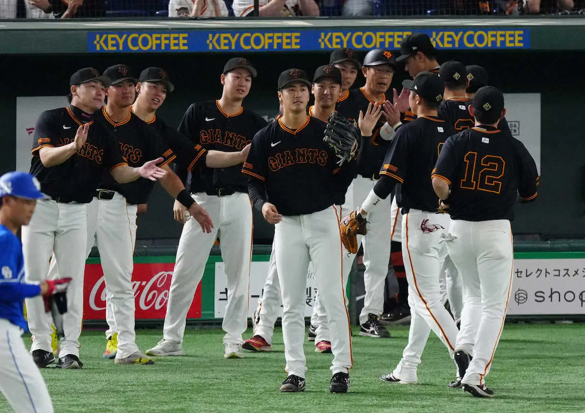 【画像・写真】  巨人―中日戦　延長11回から突然実況アナ交代…ネット「珍しいね」「何があった？」など困惑の声