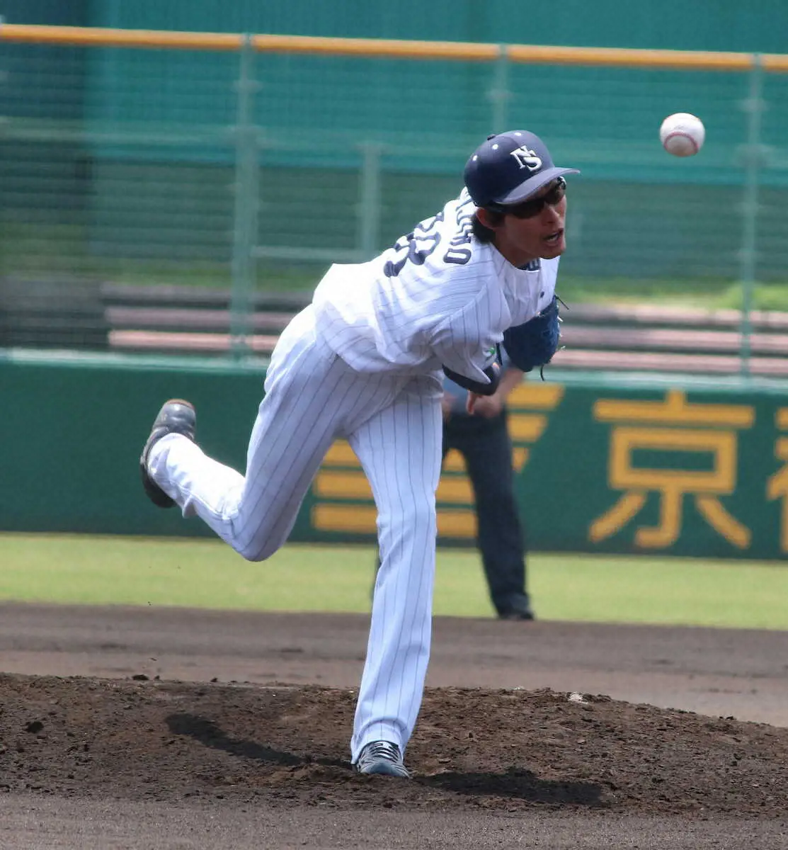 【画像・写真】日本製鉄瀬戸内「グラサン」エースが2失点完投で決勝へ「淡々と」目元真っ暗表情見せず、瀬戸内元年に躍進