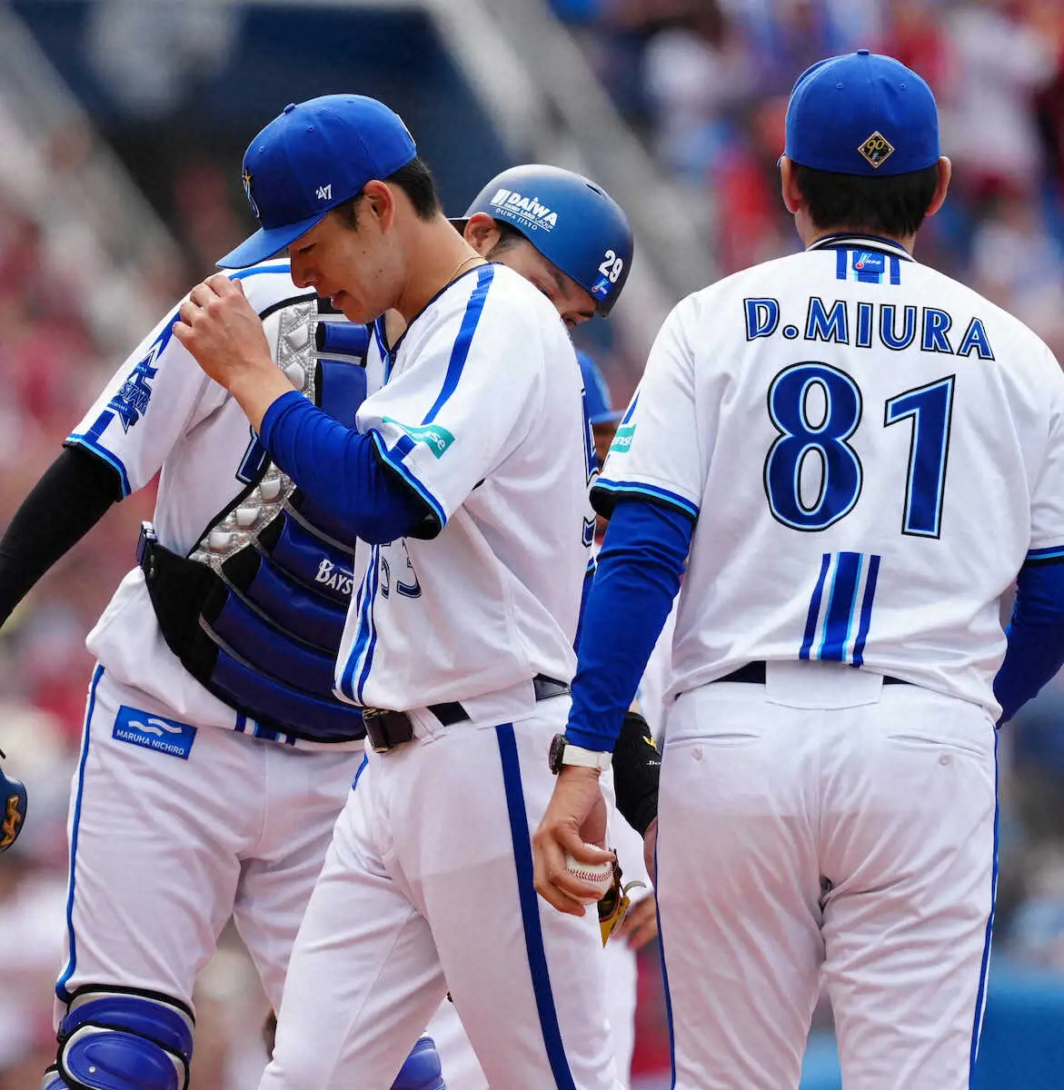 【画像・写真】DeNA先発・中川颯は勝利投手まであと1アウトで無念の降板　5回2死から同点に追いつかれる