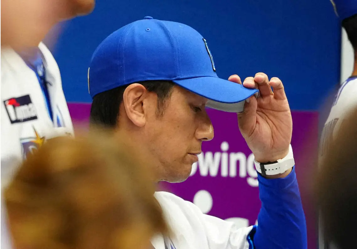 【画像・写真】DeNA　今季最長5時間16分激闘も2連敗で借金2　両軍計50人出場の総力戦　広島は投手使い切る