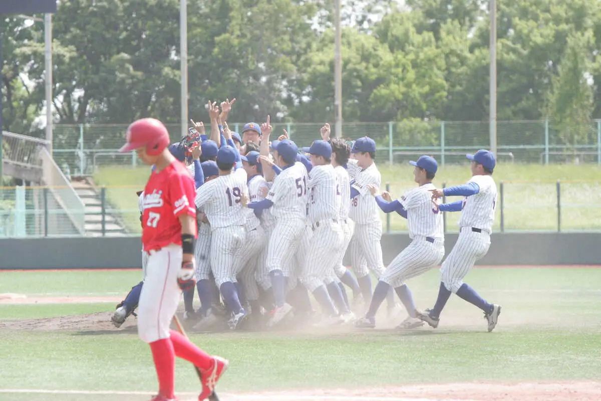 【画像・写真】【阪神大学野球】関西外大が入替戦を制し1部復帰決めた！先発・西村が7回1失点の好投