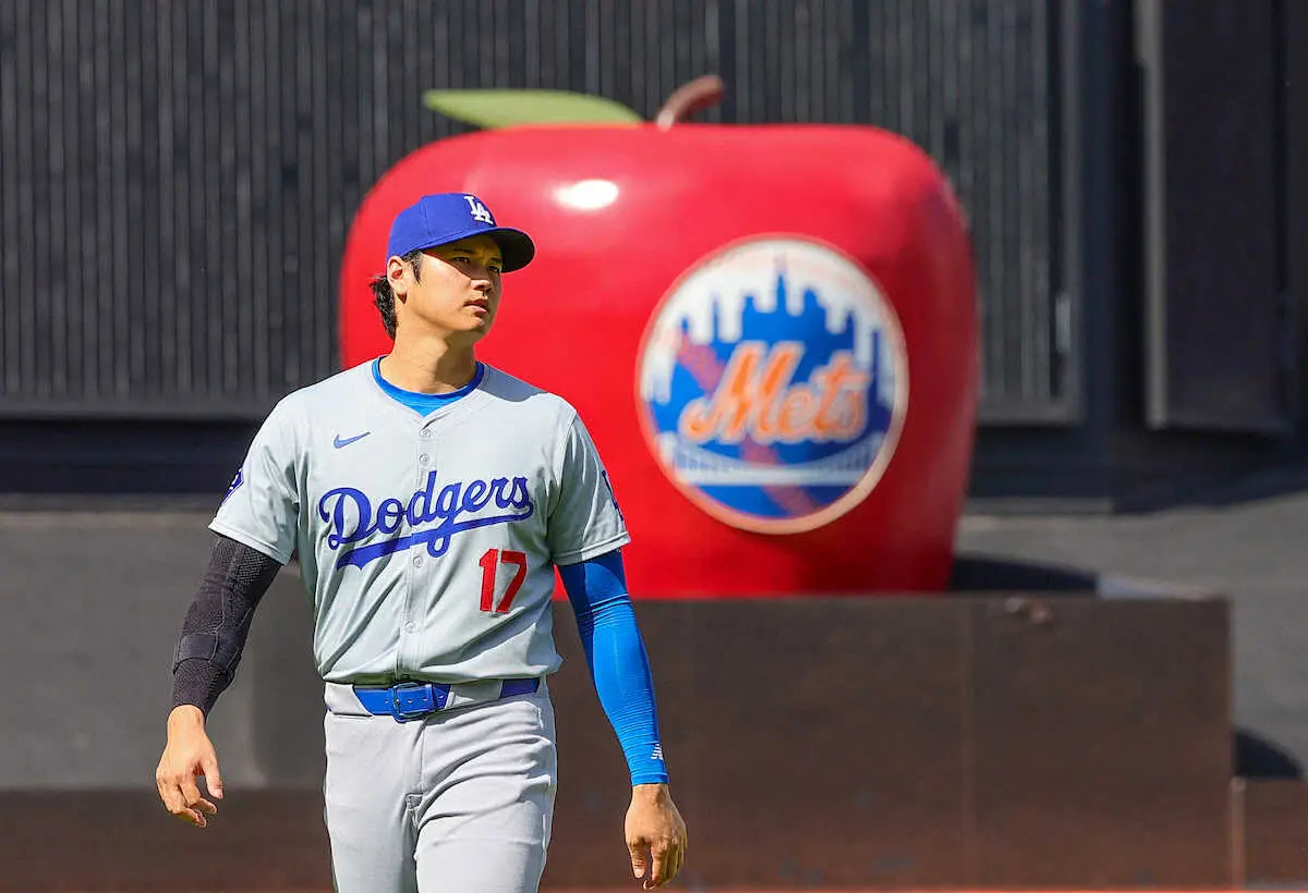 【画像・写真】＜メッツ・ドジャース＞試合前、ウオーミングアップをする大谷（撮影・光山　貴大）